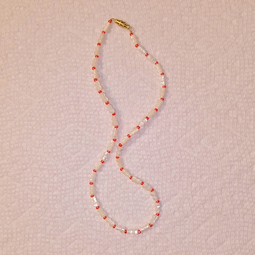 *3/$12* New NWOT Shell Choker Necklace Summer